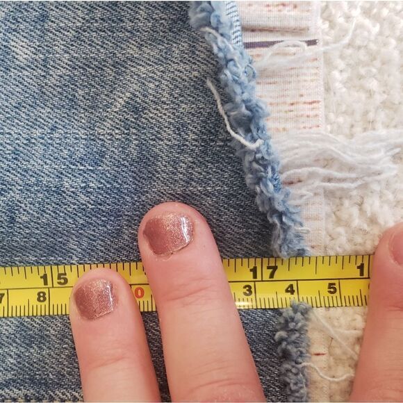 3 for $25 Old Navy Distressed Jean Skirt - Picture 3 of 11